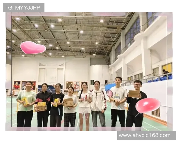 南京羽毛球队世界杯精彩配合展现团队精神与竞技实力的完美结合