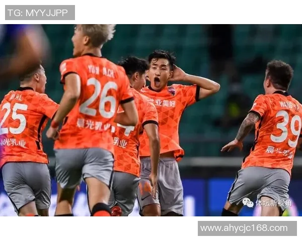 广州篮球队以69分领跑世界杯积分榜展现强大实力与团队合作精神